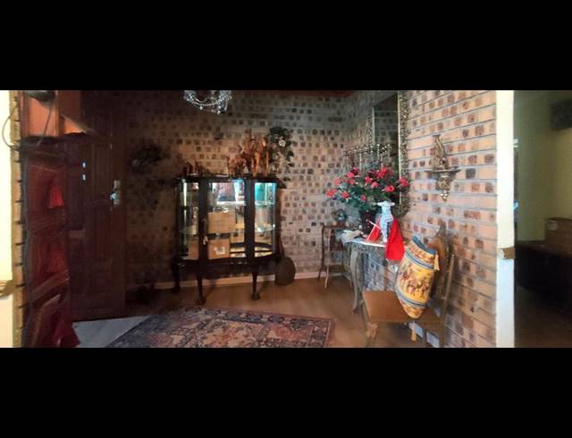 3 BEDROOM HOUSE FOR SALE IN HOEVELD PARK